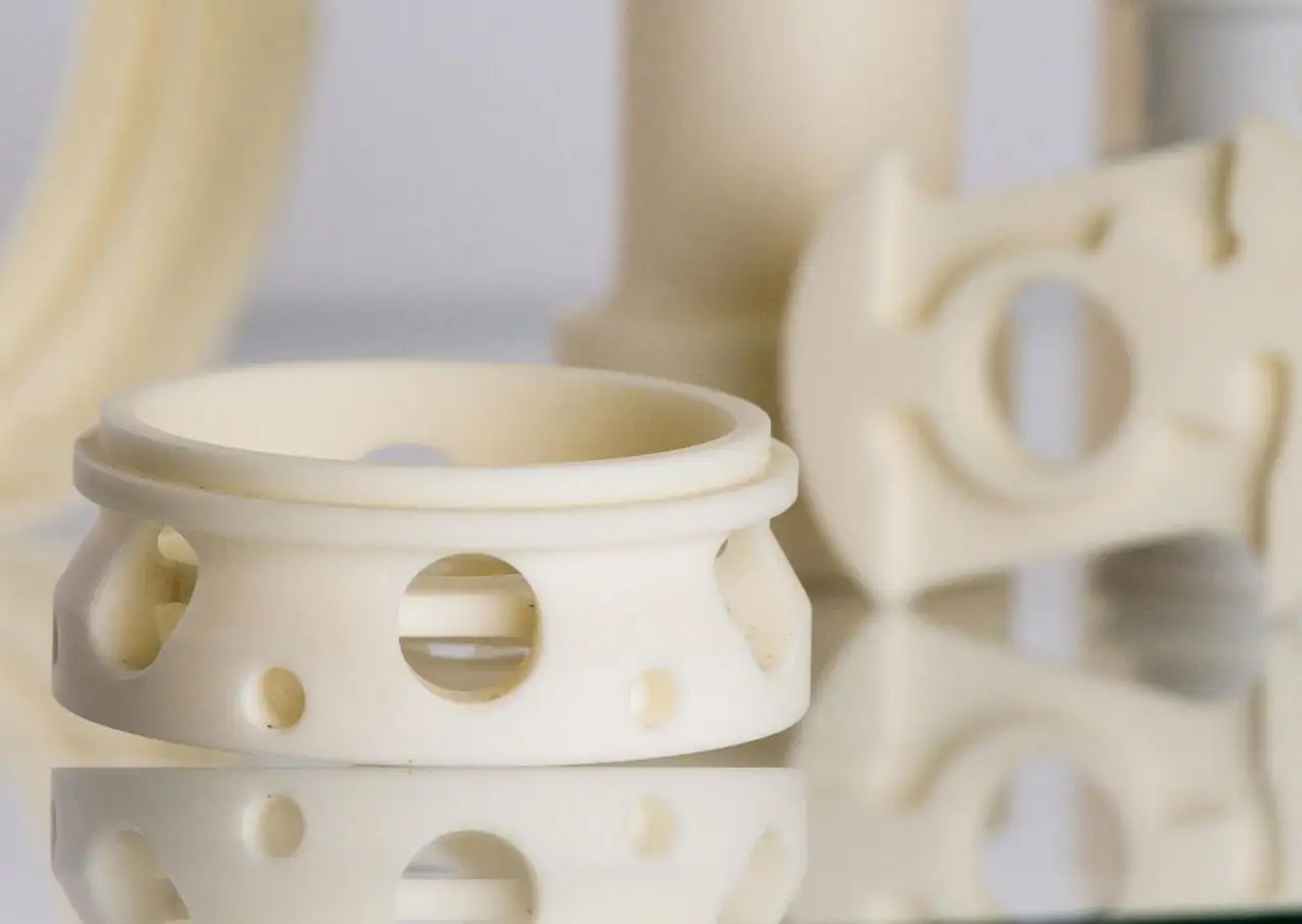 How to Achieve Superior Surface Finish in Alumina Ceramic Machining